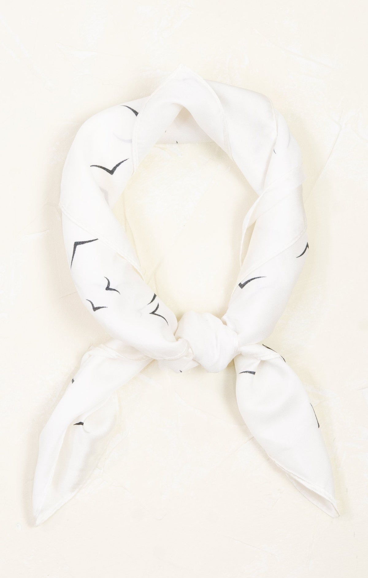 Elegant Feather Pattern Kerchief