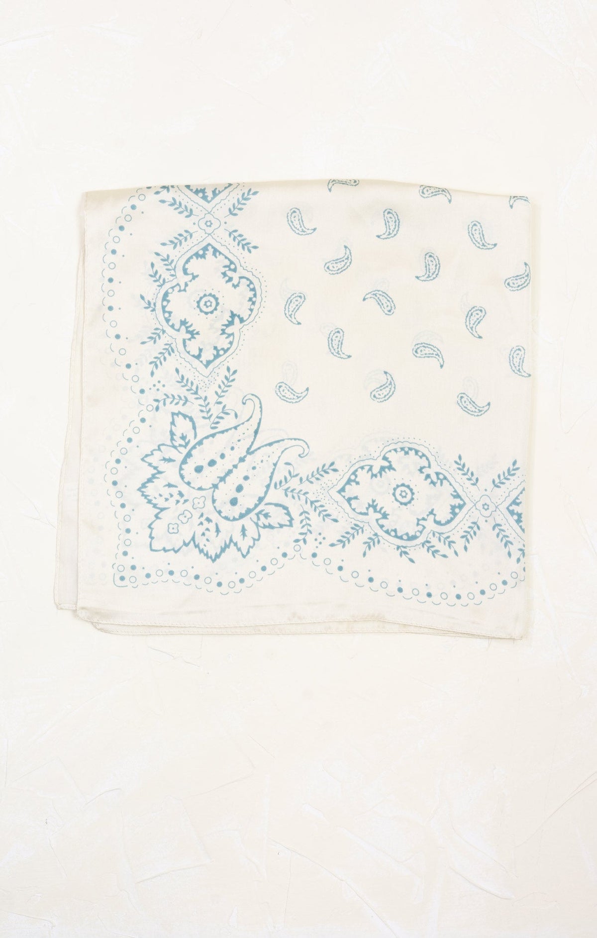 ‌Lightweight White Patterned Handkerchief‌