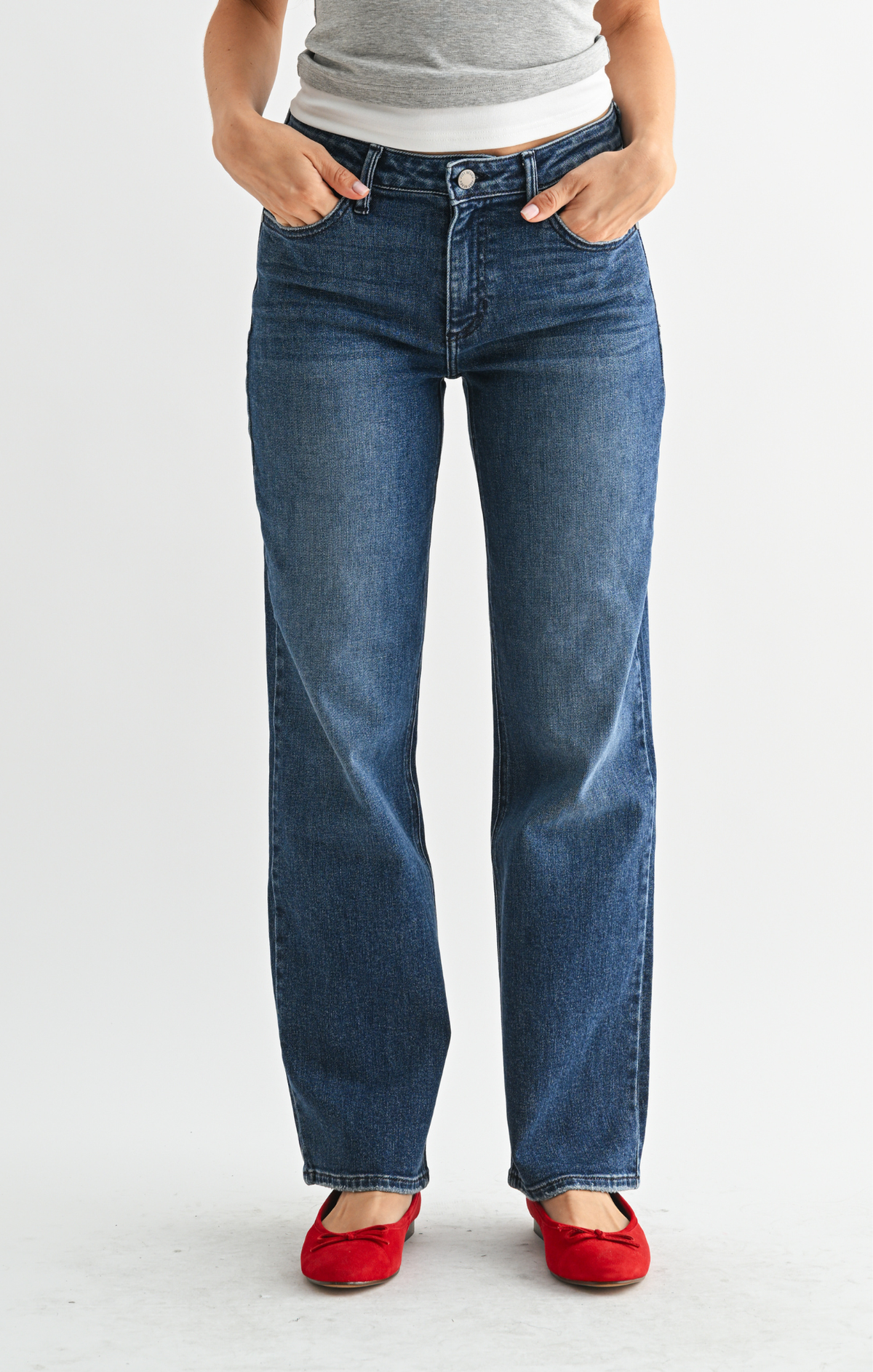 Free Move Mid-Rise Jeans