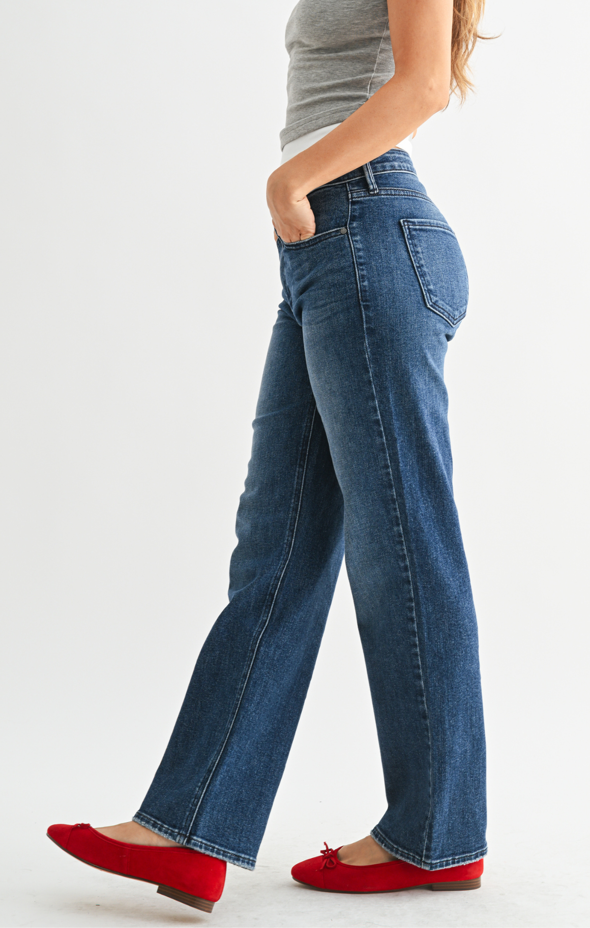 Free Move Mid-Rise Jeans