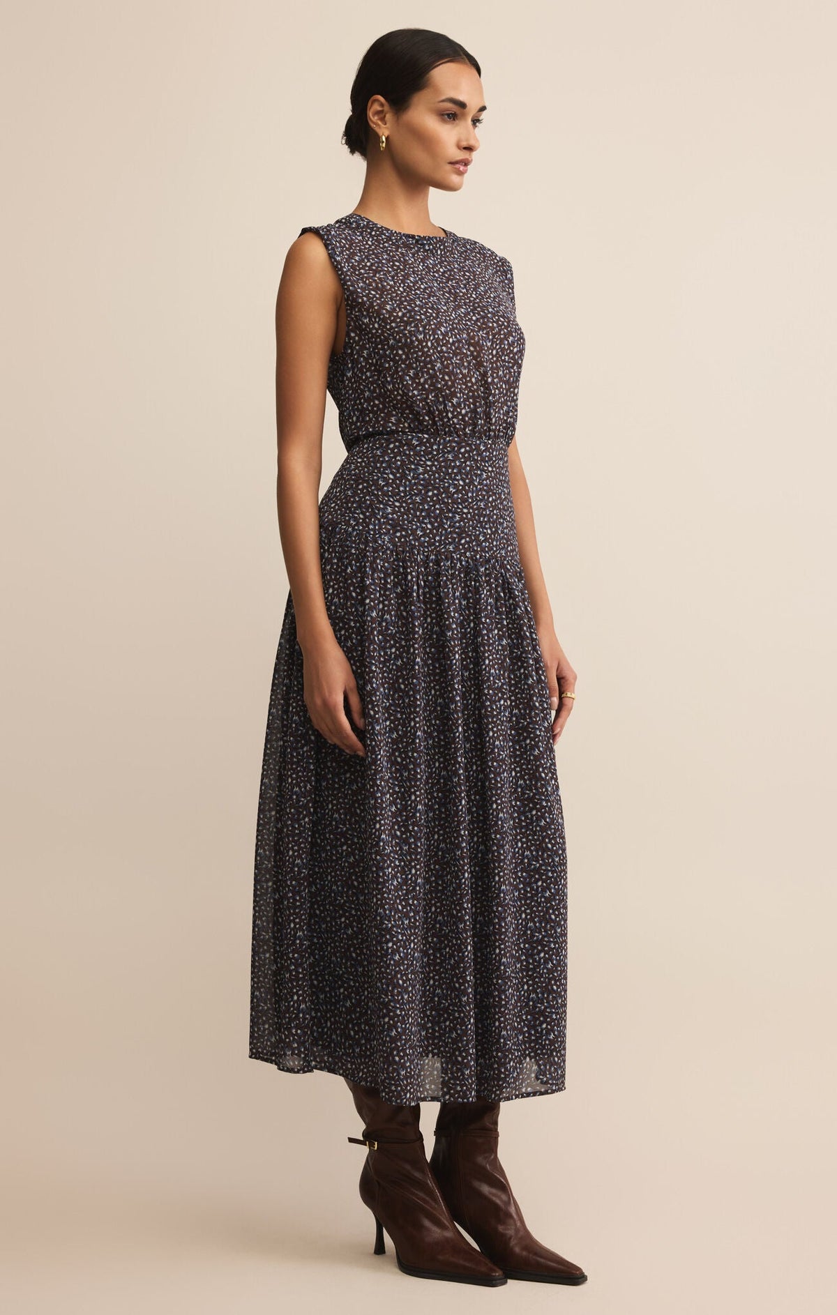 Breezy Sleeveless Comfy Midi Dress