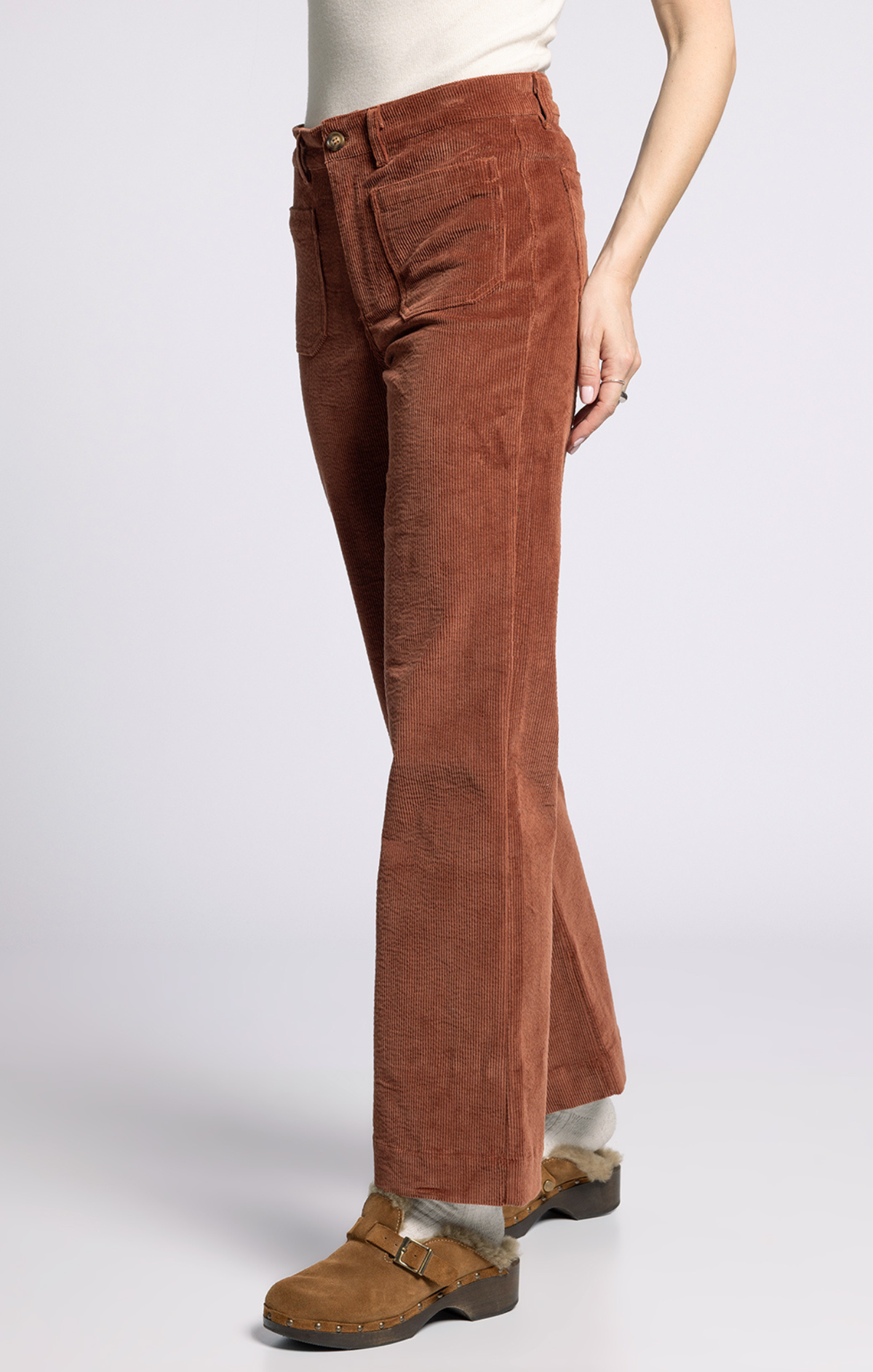 Easy Straight-Leg Charm Pants