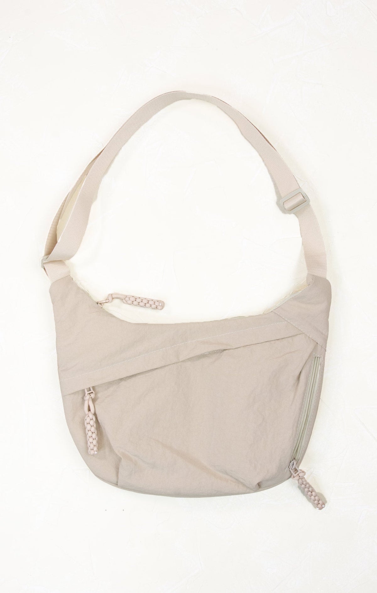 Fun Crescent Lightweight Bag
