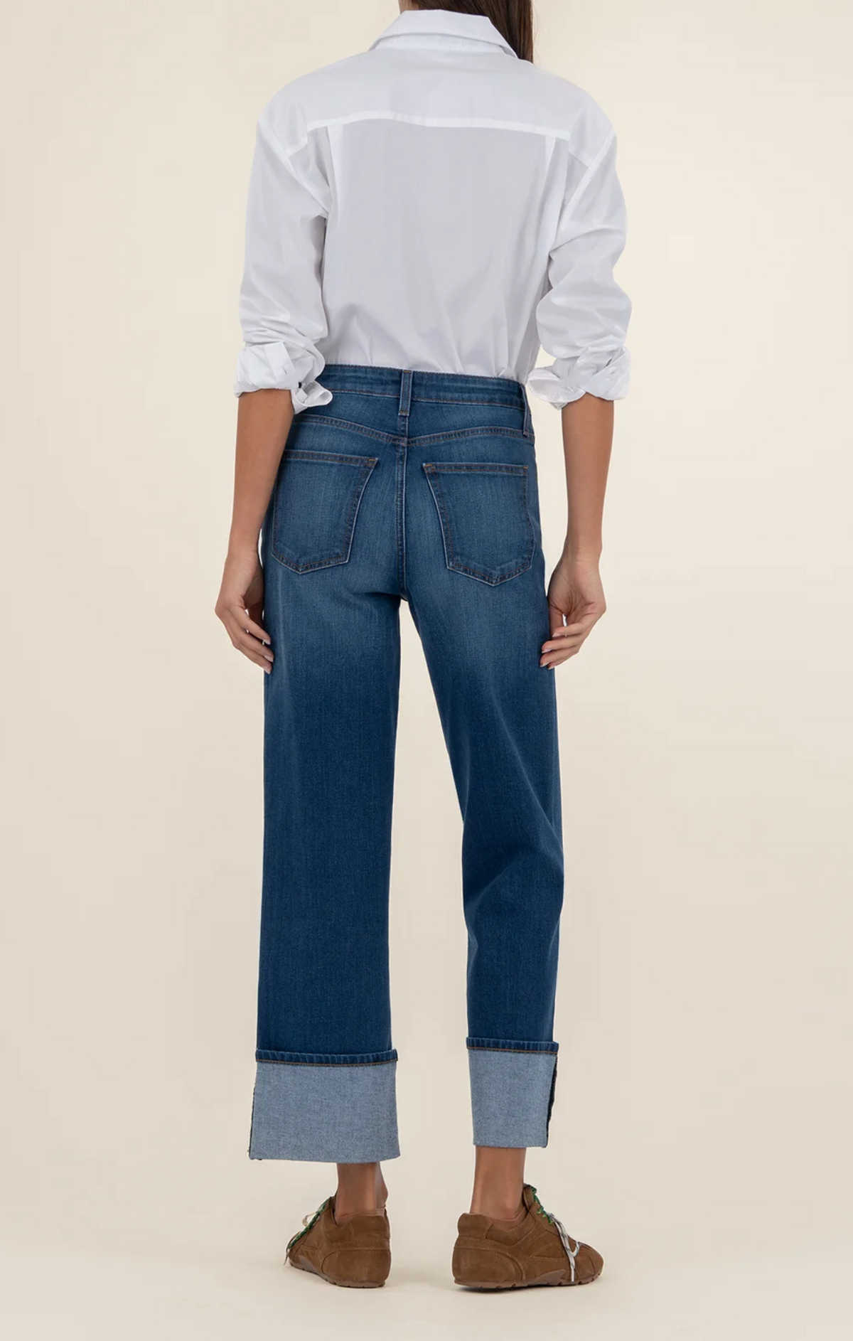 High-Rise Straight Comfort Jeans