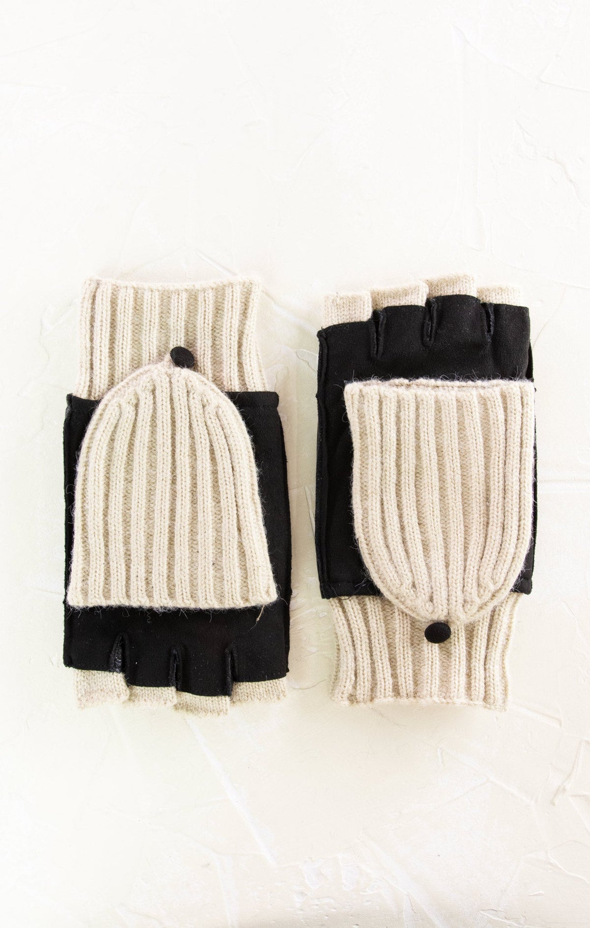 Convertible Knit Suede Mittens‌