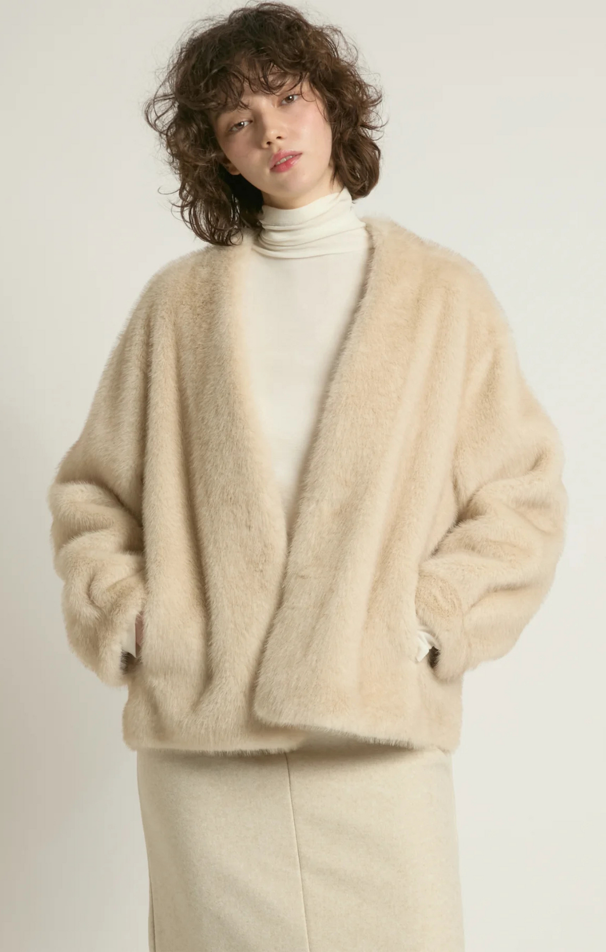 Relaxed No-Collar Fur Coat